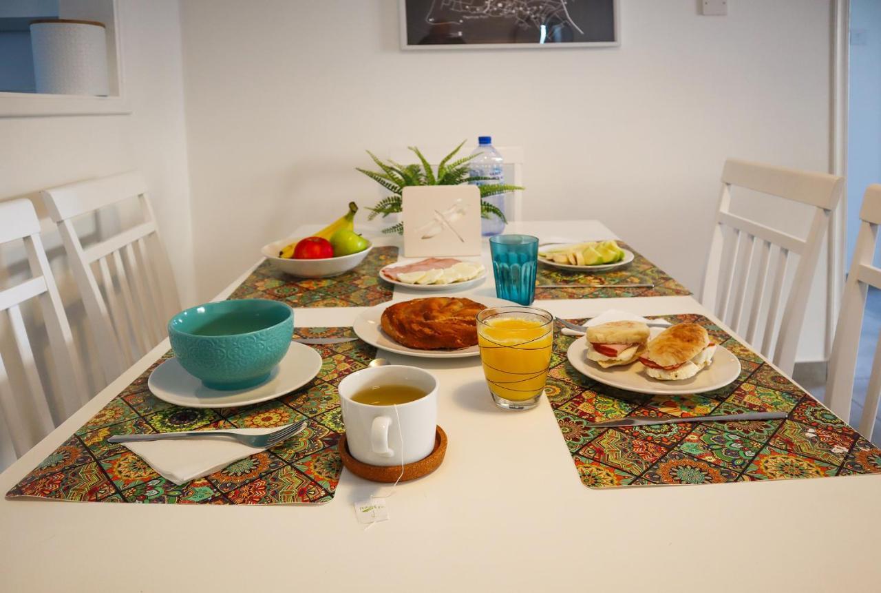 Alex'S Vacation Suite - 100M From The Beach - 6 Guests Paphos Esterno foto