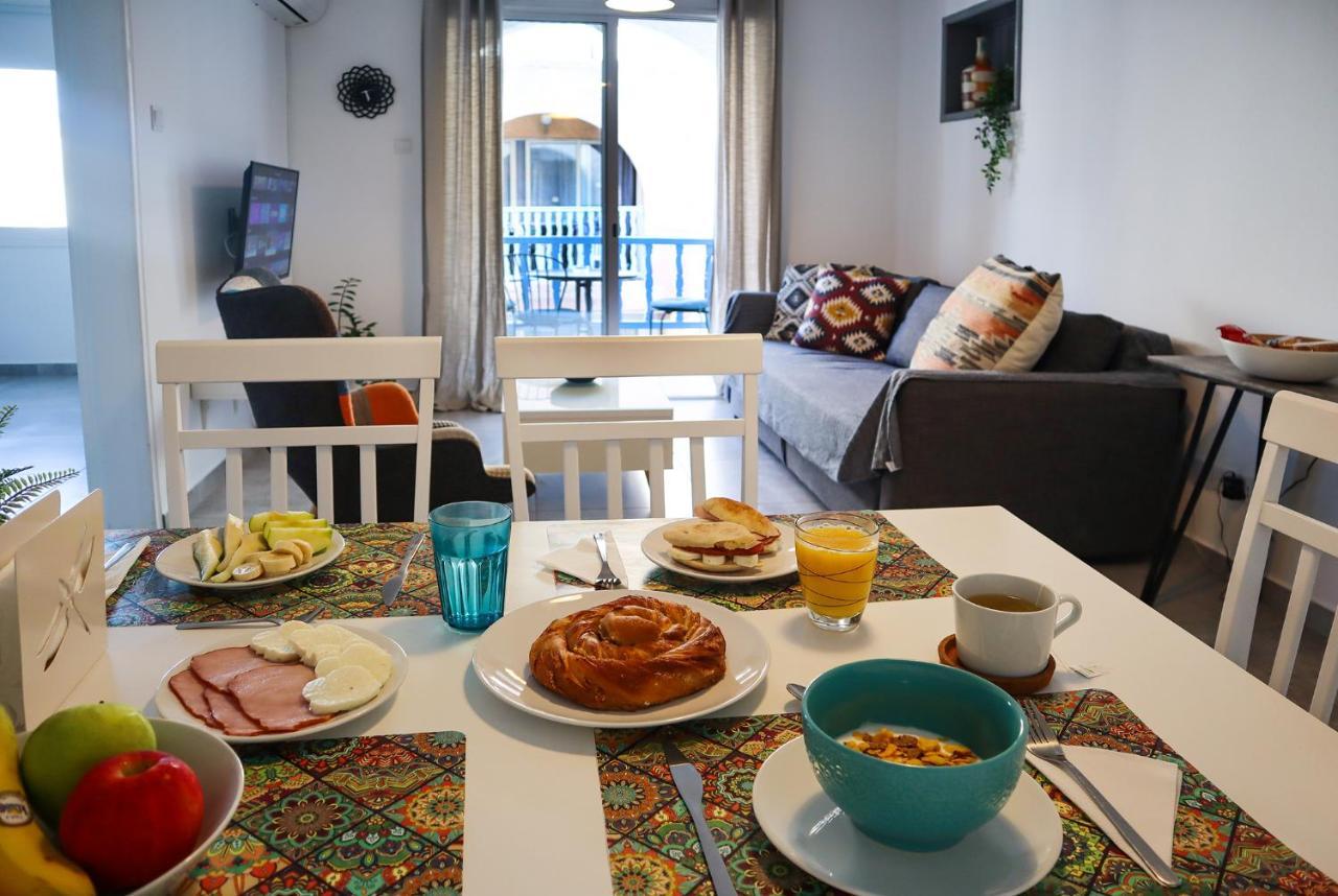 Alex'S Vacation Suite - 100M From The Beach - 6 Guests Paphos Esterno foto