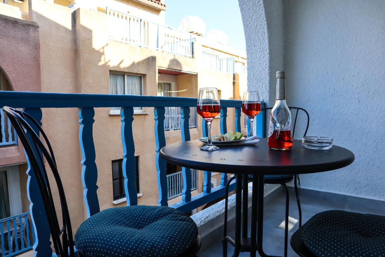 Alex'S Vacation Suite - 100M From The Beach - 6 Guests Paphos Esterno foto