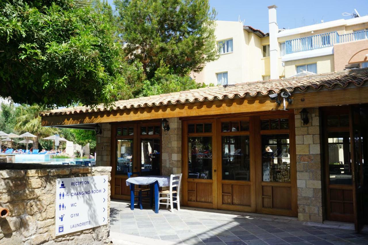 Alex'S Vacation Suite - 100M From The Beach - 6 Guests Paphos Esterno foto