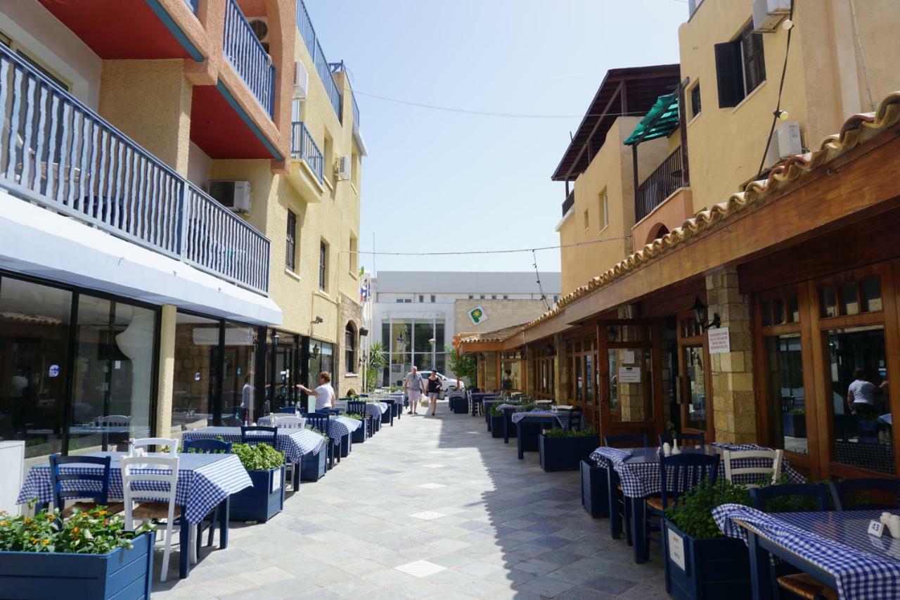 Alex'S Vacation Suite - 100M From The Beach - 6 Guests Paphos Esterno foto